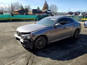Alfa Romeo Giulia 2.0L 4 2019