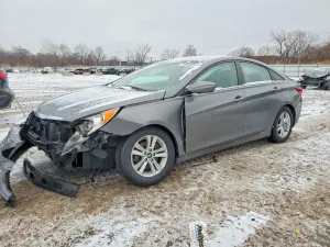 Hyundai Sonata GLS 2.4L 4 2013