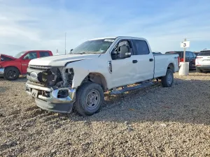 Ford F-250 SUPER DUTY 7.3L 8 2022