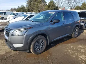 Nissan Pathfinder S 3.5L 6 2025
