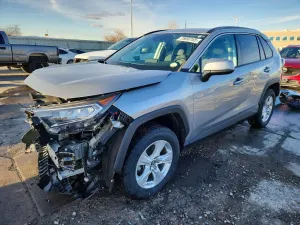 Toyota Rav4 XLE 2.5L 4 2019