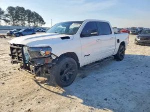 RAM 1500 BIG HORN/LONE STAR 5.7L 8 2021