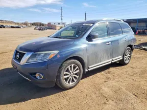 Nissan Pathfinder S 3.5L 6 2014