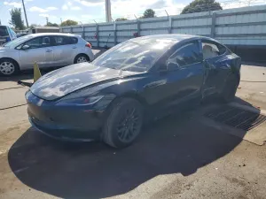 Tesla Model 3 2025