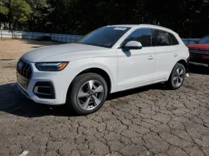 Audi Q5 2.0L 4 2024