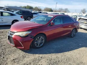 Toyota Camry LE 2.5L 4 2015