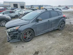 Ford Focus ST 2.0L 4 2017