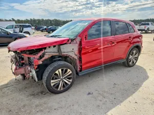 Mitsubishi Outlander ES 2.0L 4 2020