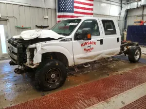 Ford F-350 SUPER DUTY 6.2L 8 2015