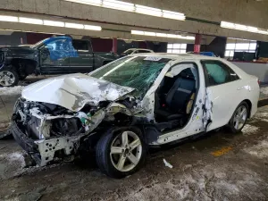 Toyota Camry L 2.5L 4 2013