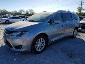 Chrysler Pacifica TOURING L 3.6L 6 2020