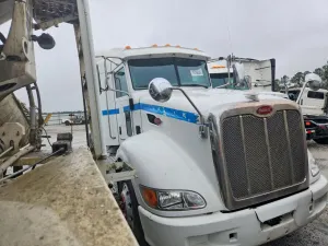 Peterbilt 386 12.9L 6 2014