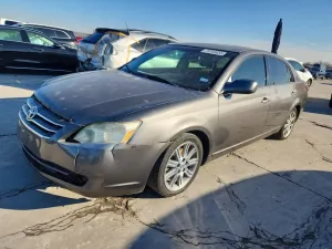 Toyota Avalon XL 3.5L 6 2005