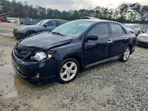 Toyota Corolla BASE 1.8L 4 2013