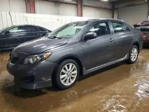 Toyota Corolla BASE 1.8L 4 2010