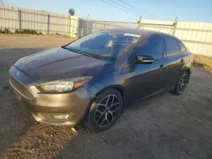 Ford Focus SEL 2.0L 4 2017