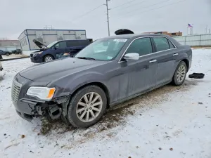 Chrysler 300C 5.7L 8 2013