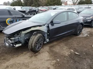 Tesla Model 3 2025