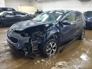 Kia Sportage LX 2.4L 4 2021