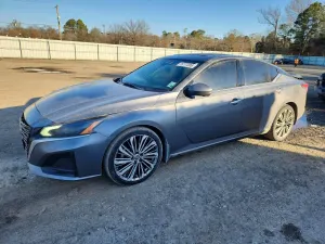Nissan Altima SL 2.5L 4 2024