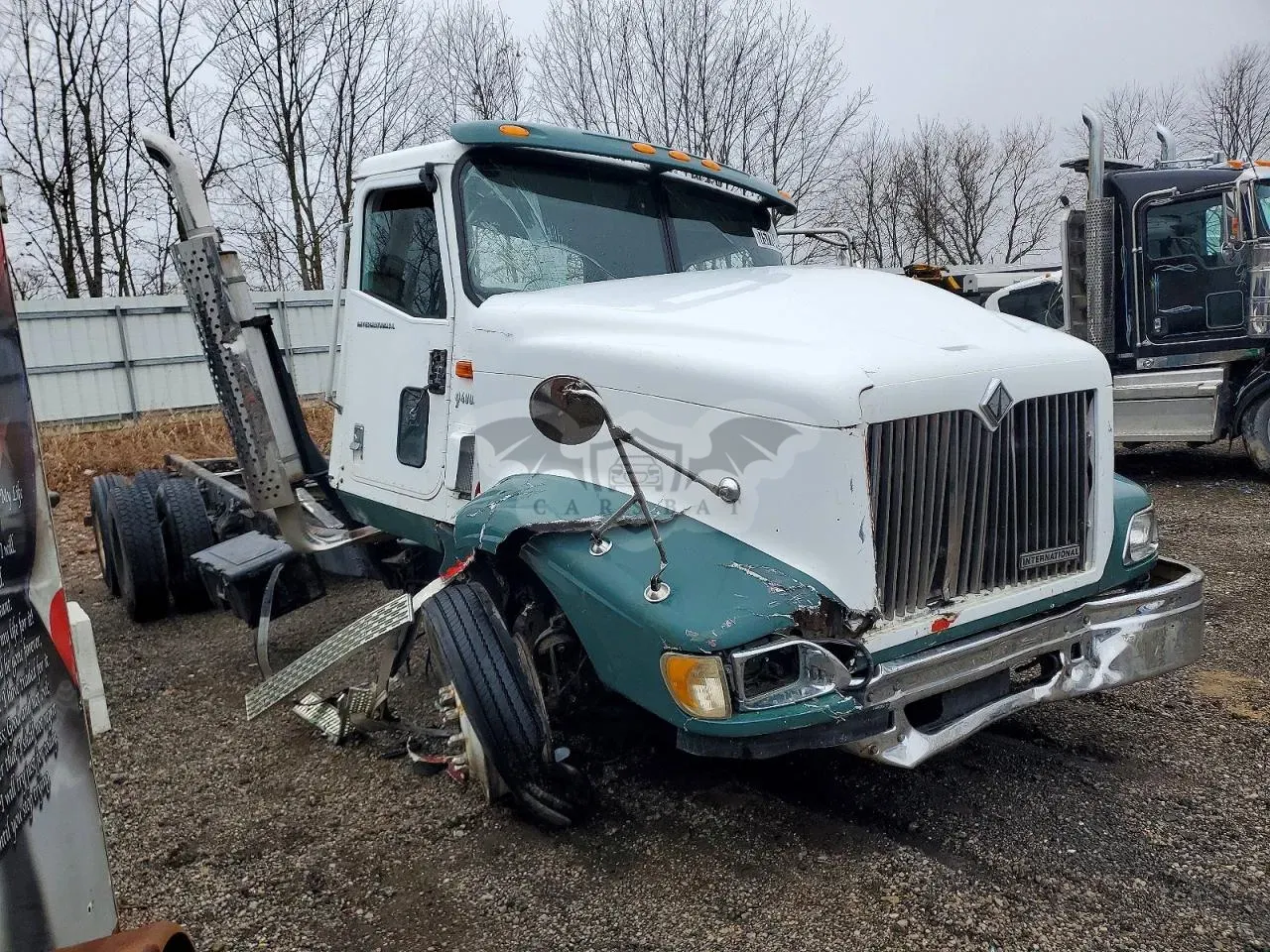 International 9000 Series 14.0L 6 2000