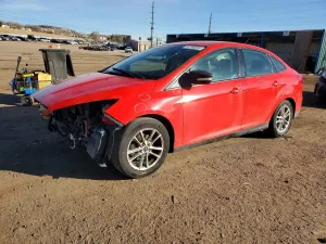 Ford Focus SE 2.0L 4 2017