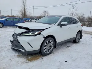Toyota Venza LE 2.5L 4 2024