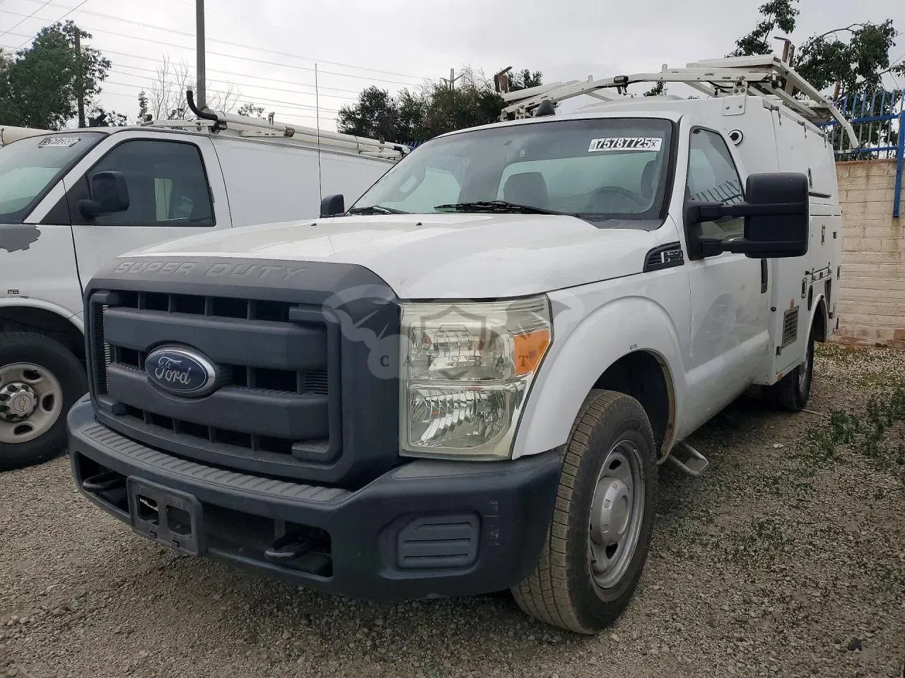Ford F-350 6.2L 8 2013