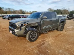 Toyota Tacoma DOUBLE CAB 2.4L 4 2024