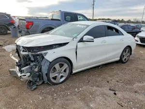 Mercedes-Benz CLA 250 4MATIC 2.0L 4 2015