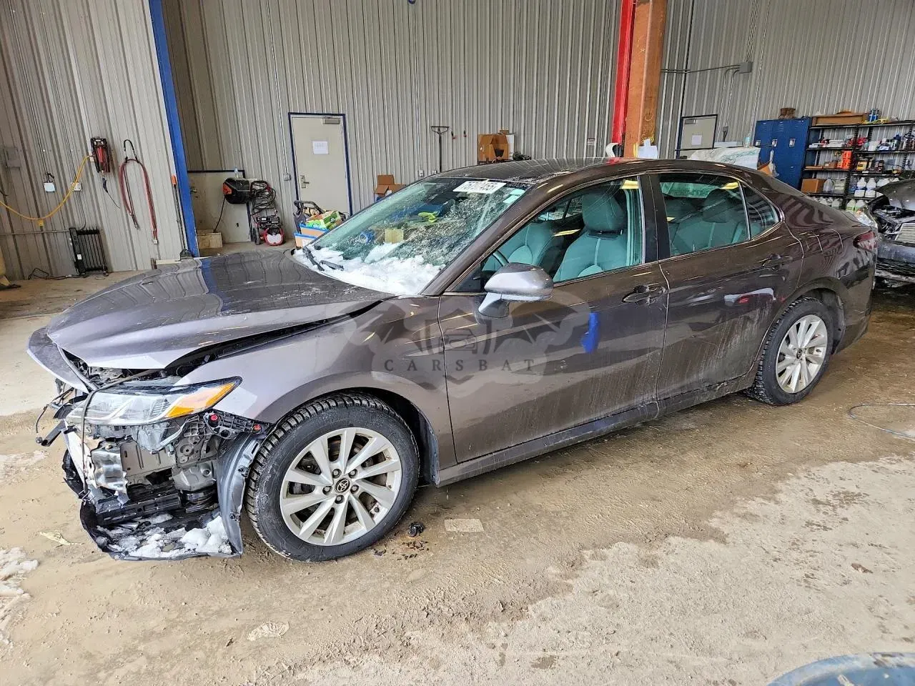 Toyota Camry LE 2.5L 4 2022