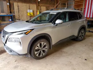 Nissan Rogue SV 2.5L 4 2021