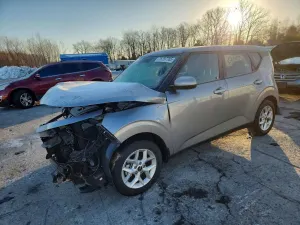 Kia Soul LX 2.0L 4 2024