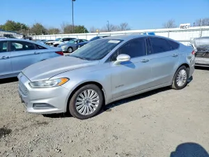 Ford Fusion SE HYBRID 2.0L 4 2014
