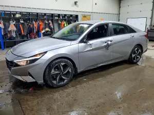 Hyundai Elantra SEL 2.0L 4 2023