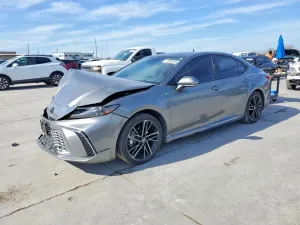 Toyota Camry XSE 2.5L 4 2025