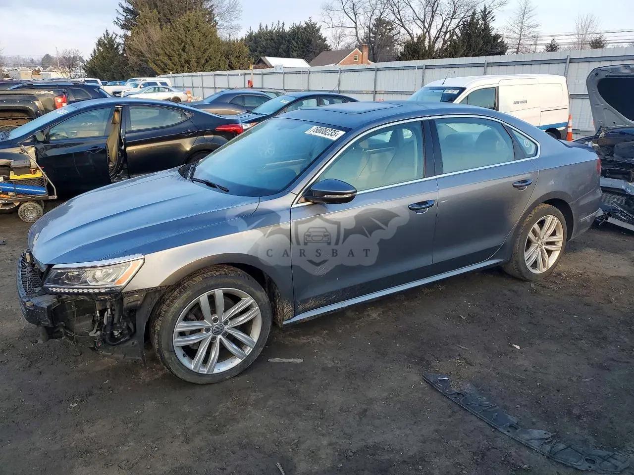 Volkswagen Passat SE 2 L 4 2018