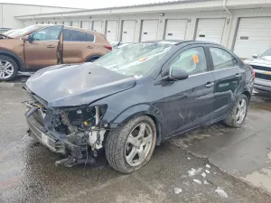 Chevrolet Aveo (Sonic) LTZ 1.4L 4 2015