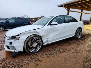 Audi A4 PREMIUM 2.0L 4 2015