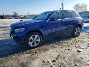 Mercedes-Benz GLC 300 4MATIC 2.0L 4 2017