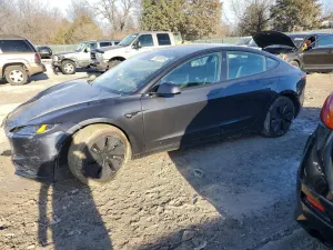 Tesla Model 3 2025