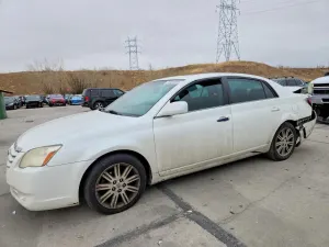 Toyota Avalon XL 3.5L 6 2006