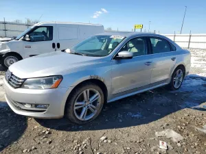 Volkswagen Passat SEL 2.0L 4 2013