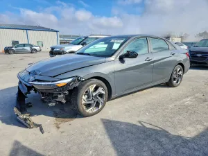 Hyundai Elantra SEL SPORT 2.0L 4 2025