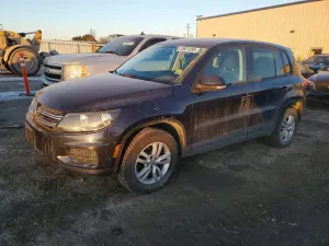 Volkswagen Tiguan S 2.0L 4 2013