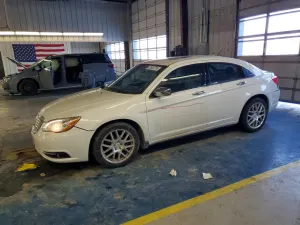 Chrysler 200 LIMITED 3.6L 6 2013