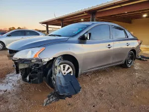 Nissan Sentra S 1.8L 4 2015
