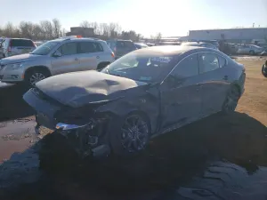 Mazda 3 PREFERRED 2.5L 4 2023