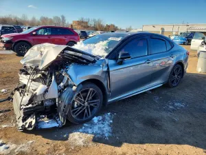 Toyota Camry XSE 2.5L 4 2025