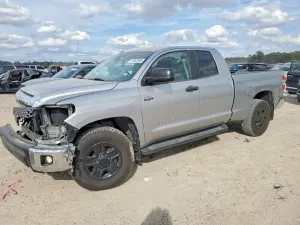Toyota Tundra 5.7L 8 2019
